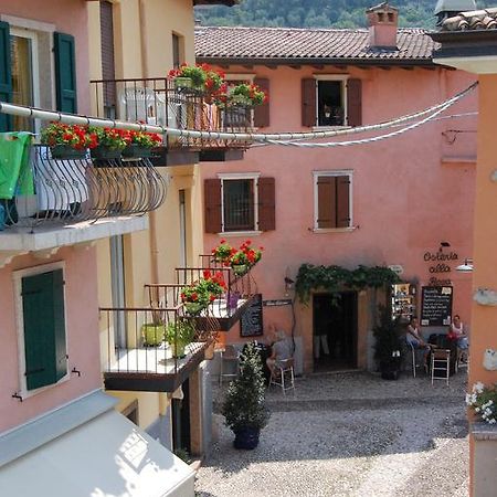 Casella'S Apartments Malcesine Bagian luar foto