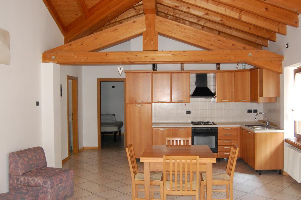 Casella'S Apartments Malcesine Bagian luar foto
